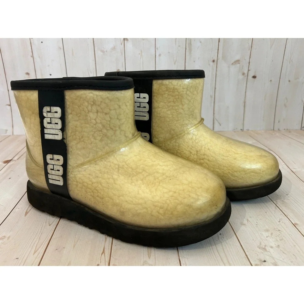 UGG Classic Clear Mini Waterproof Transparent KId's Size‎ US 2 Boots 1112386